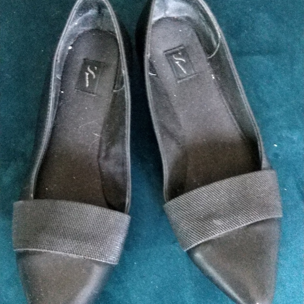 Vera Wang Shoes